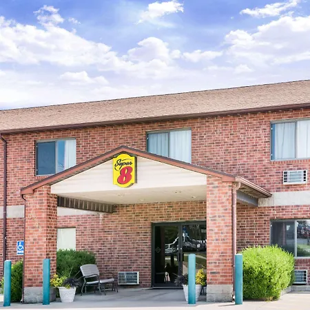 Super 8 By Wyndham Chanute